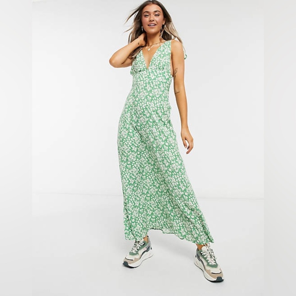 NWOT ASOS DESIGN plunge tie shoulder maxi dress in green based flirty floral